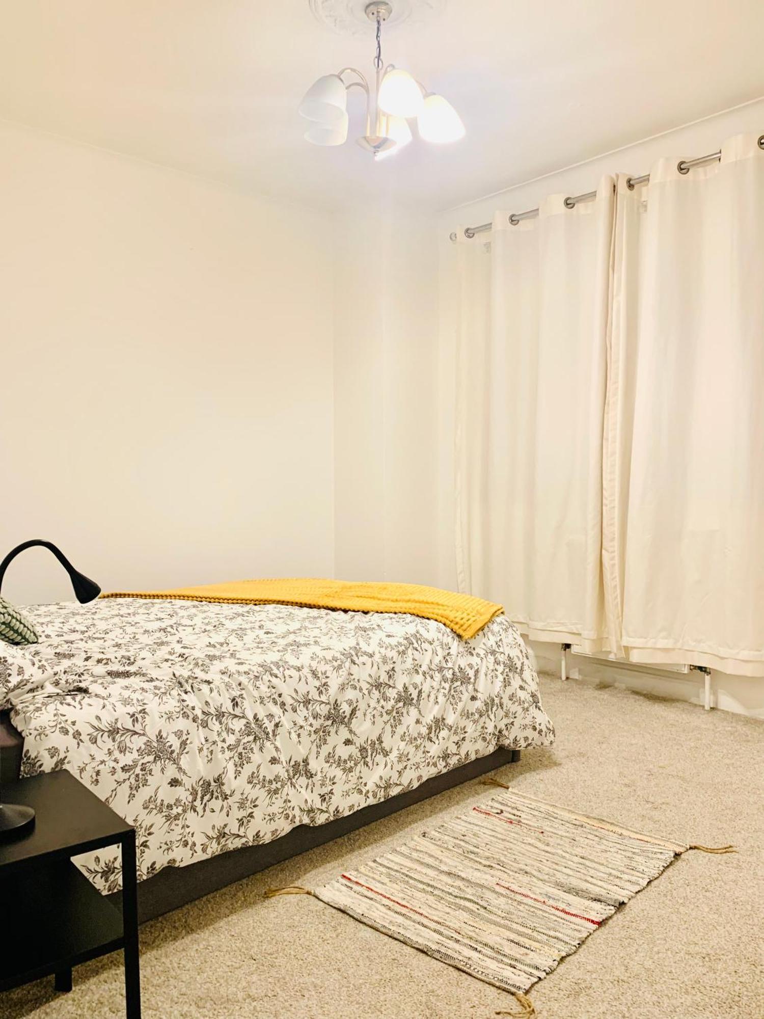 Cosy 2 Bedroom Apartment In Swiss Cottage. Londyn Zewnętrze zdjęcie