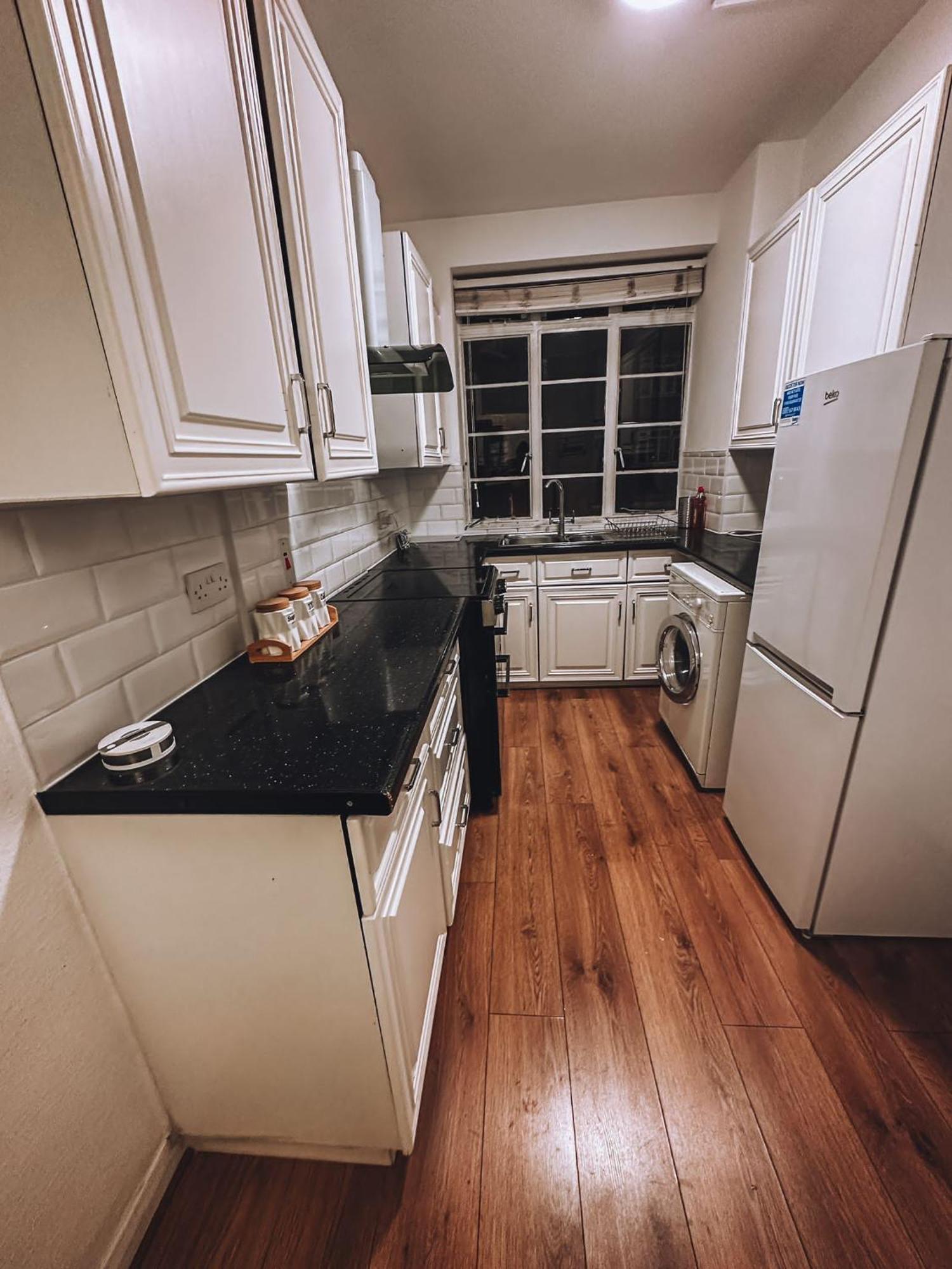 Cosy 2 Bedroom Apartment In Swiss Cottage. Londyn Zewnętrze zdjęcie
