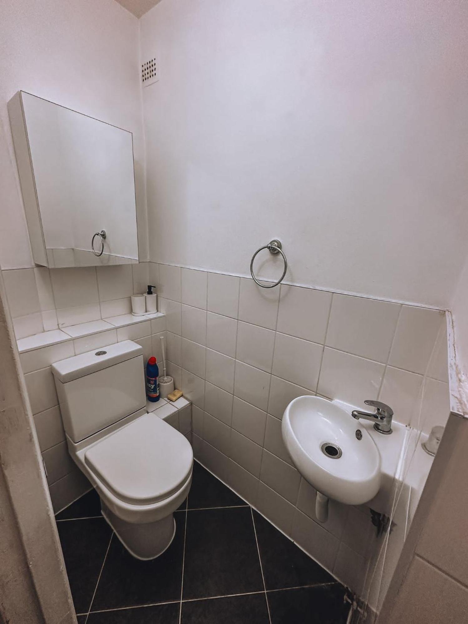 Cosy 2 Bedroom Apartment In Swiss Cottage. Londyn Zewnętrze zdjęcie