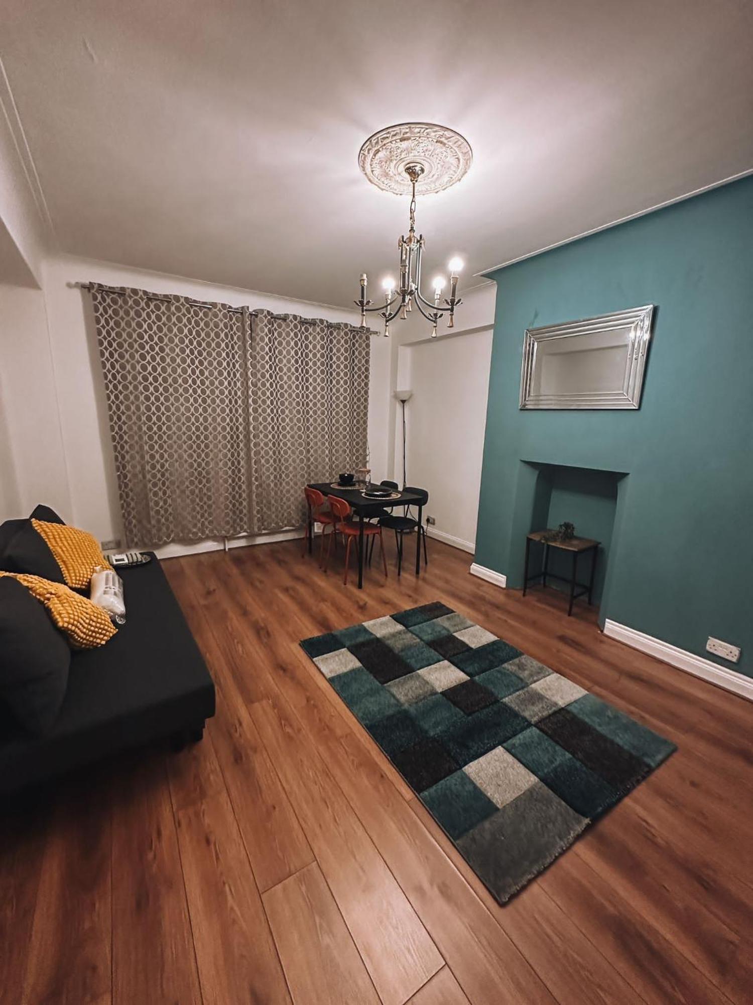 Cosy 2 Bedroom Apartment In Swiss Cottage. Londyn Zewnętrze zdjęcie